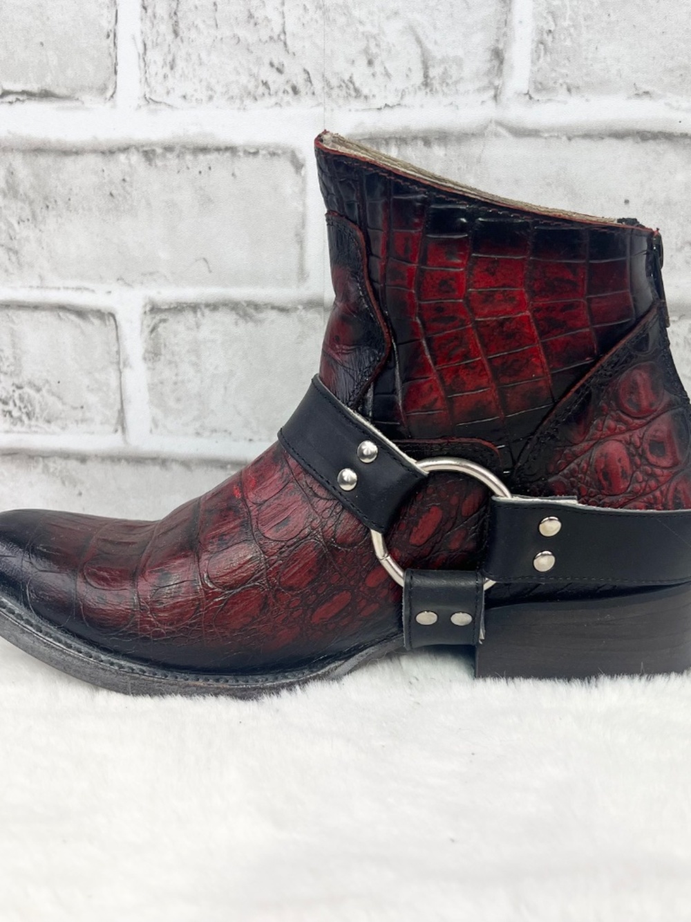 FREEBIRD BY STEVEN • Santiago Oxblood Croc Embossed Leather Harness Boots Size 8 - Picture 12 of 14